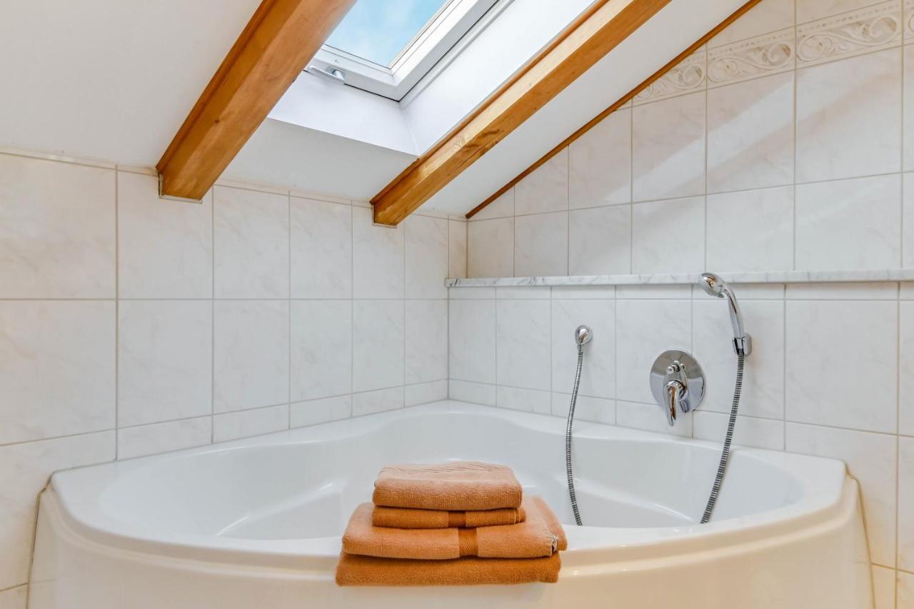 Katharinenhof Ferienwohnung Zugspitze ガルミッシュ・パルテンキルヒェン エクステリア 写真